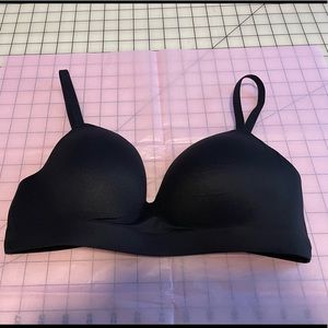 Soma Enbliss Wireless 36B Black